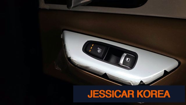 2023 Kia Carnival 4th Gen - Thumbnail 6