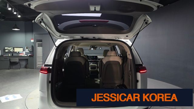 2021 Kia Carnival 4th Gen - Thumbnail 8