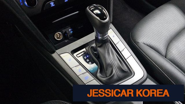 2017 Hyundai Avante AD - Thumbnail 3