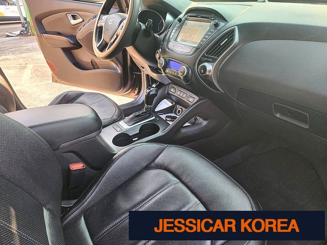 2015 Hyundai new tucson ix - Thumbnail 16