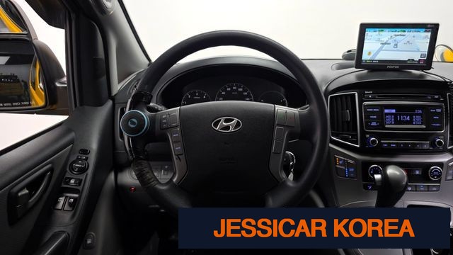 2017 Hyundai Grand Starex - Thumbnail 4