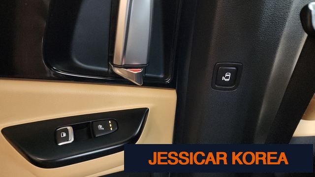 2021 Kia Carnival 4th Gen - Thumbnail 8