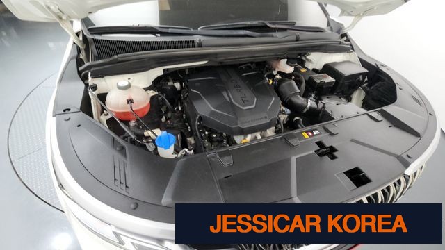 2021 Kia Carnival 4th Gen - Thumbnail 9