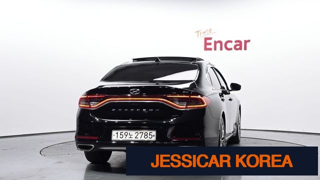 2019 Hyundai Grandeur IG - Thumbnail 4