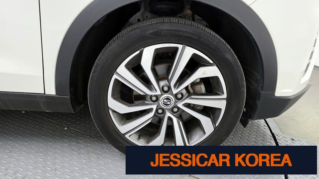 2022 KG Mobility Very New Tivoli - Thumbnail 9