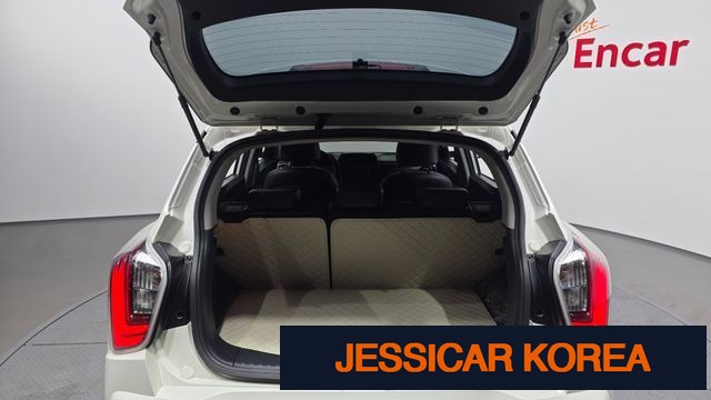 2022 KG Mobility Very New Tivoli - Thumbnail 16