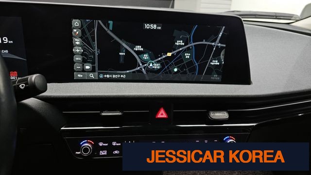 2023 Kia EV6 - Thumbnail 13