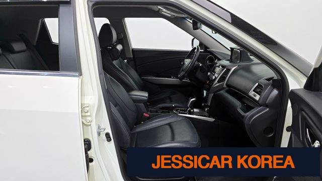 2016 KG Mobility Tivoli - Thumbnail 11