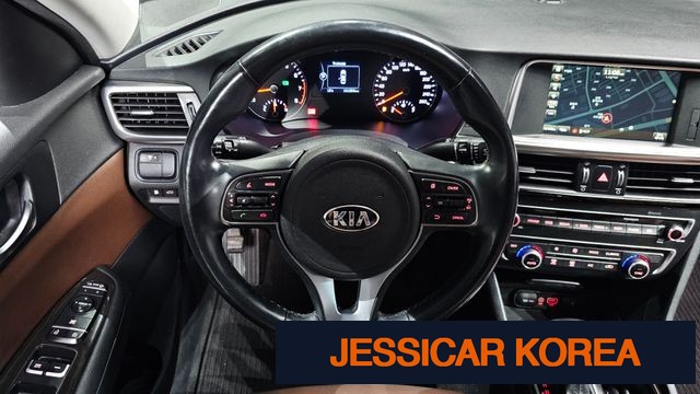 2016 Kia K5 2nd generation - Thumbnail 5