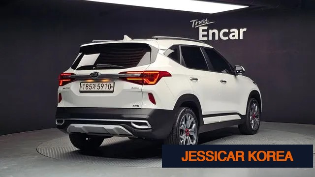 2021 Kia Seltos - Thumbnail 2