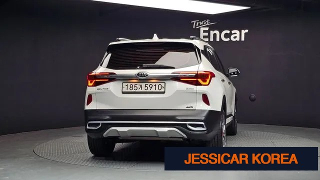 2021 Kia Seltos - Thumbnail 4