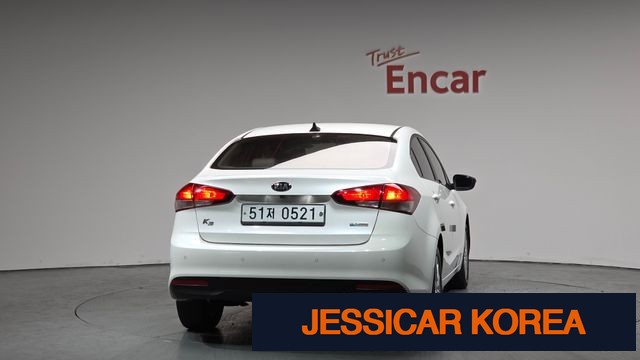2016 Kia The New K3 - Thumbnail 2