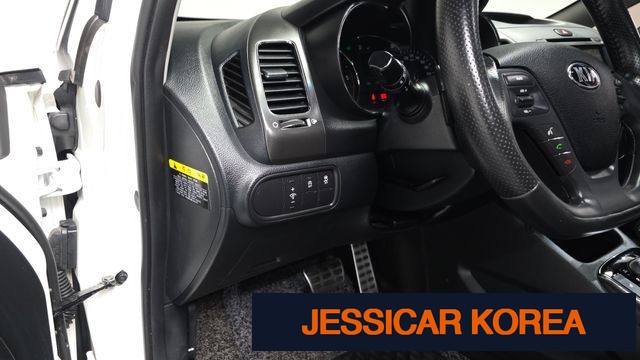 2016 Kia The New K3 - Thumbnail 5