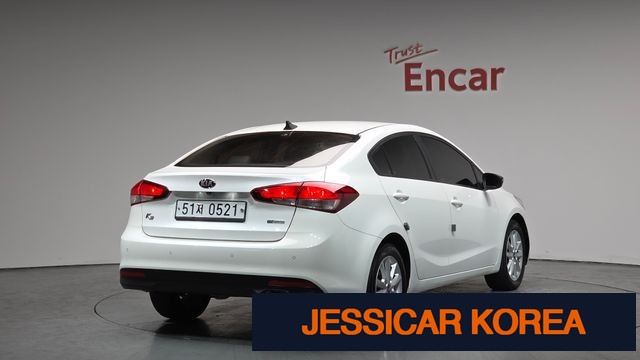 2016 Kia The New K3 - Thumbnail 13