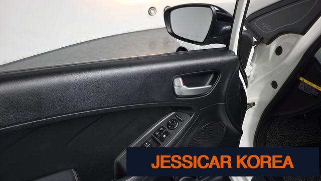 2016 Kia The New K3 - Thumbnail 16