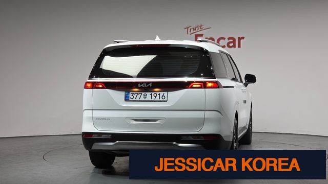 2023 Kia Carnival 4th Gen - Thumbnail 9
