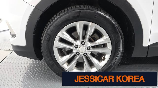 2016 Hyundai Santa Fe The Prime - Thumbnail 16