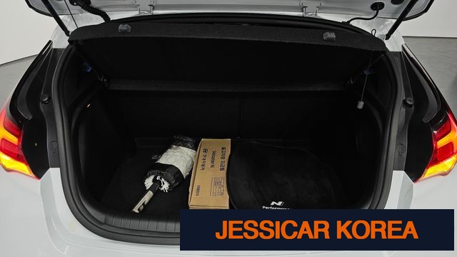2021 Hyundai Veloster (JS) - Thumbnail 5