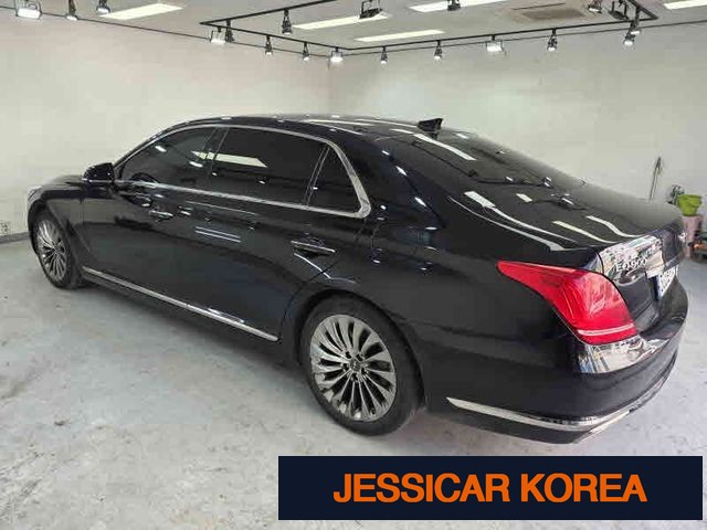 2016 Genesis EQ900 - Thumbnail 5