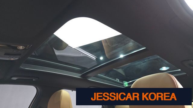 2023 Kia Sorento 4th Gen - Thumbnail 16
