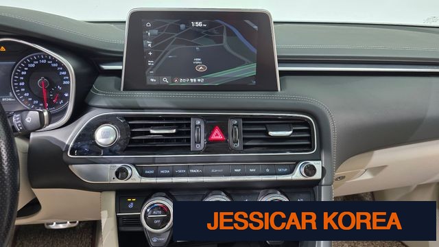 2018 Genesis G70 - Thumbnail 11