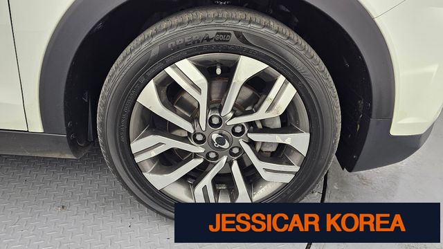 2019 KG Mobility tivoli armor - Thumbnail 18