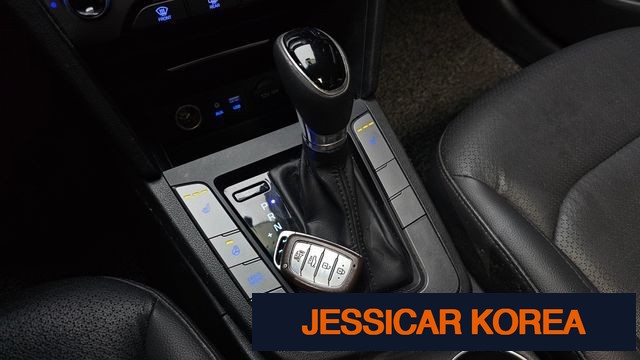 2016 Hyundai Avante AD - Thumbnail 16