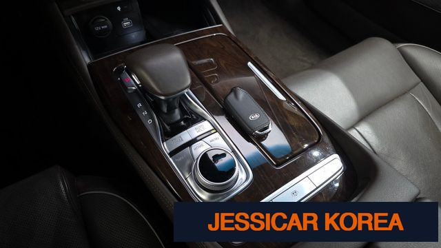 2020 Kia The K9 - Thumbnail 11