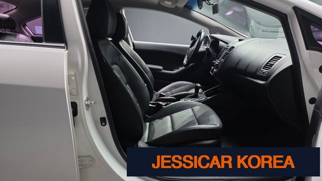 2015 Kia K3 - Thumbnail 18
