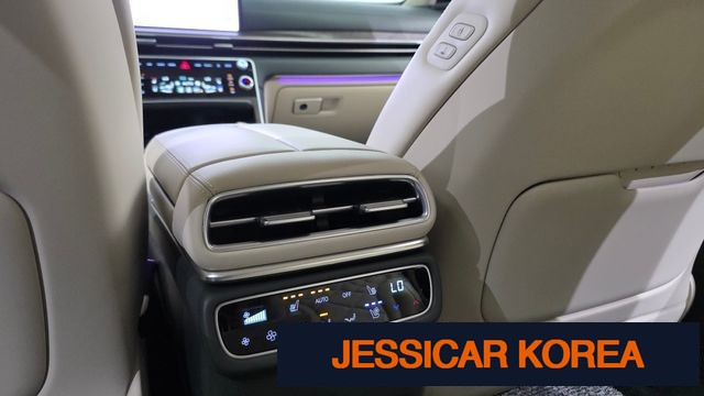 2024 Genesis GV80 - Thumbnail 17