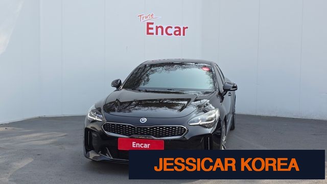 2018 Kia Stinger - Thumbnail 4