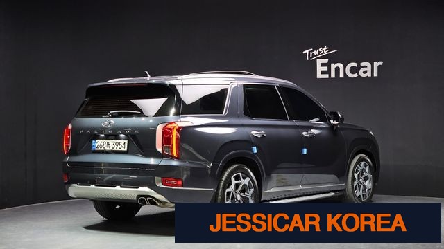 2022 Hyundai Palisade - Thumbnail 3