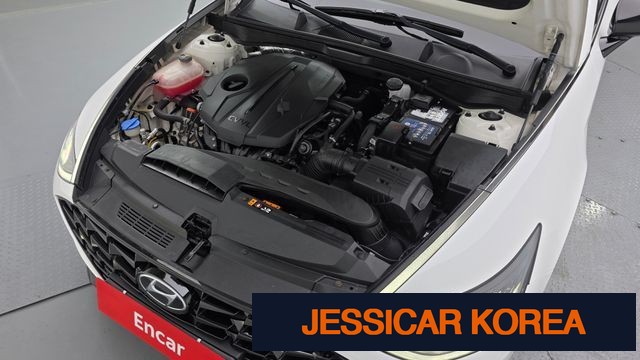 2022 Hyundai Sonata (DN8) - Thumbnail 2