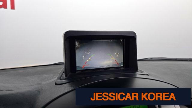 2014 Hyundai Grand Starex - Thumbnail 2