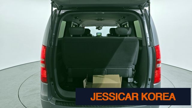 2014 Hyundai Grand Starex - Thumbnail 4