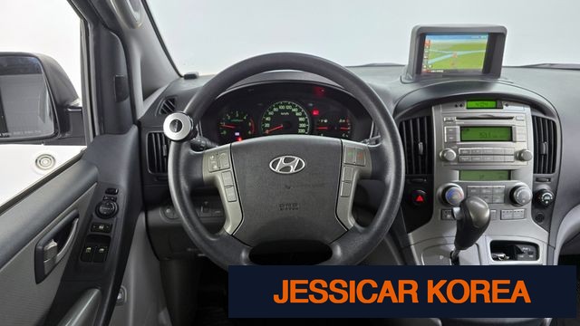 2014 Hyundai Grand Starex - Thumbnail 17