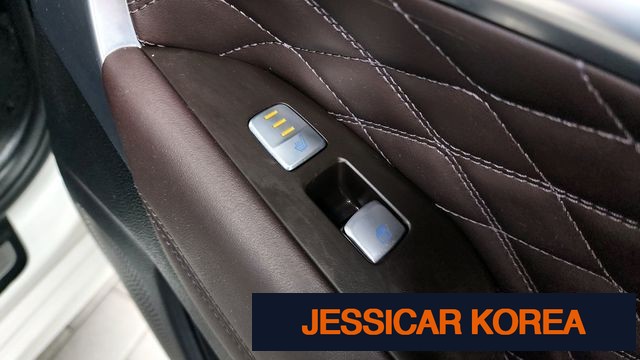 2021 Genesis The New G70 - Thumbnail 3