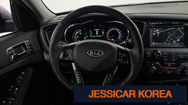 2012 Kia K5 Hybrid - Thumbnail 8