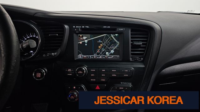 2012 Kia K5 Hybrid - Thumbnail 18