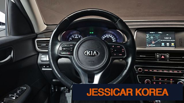 2017 Kia K5 2nd generation - Thumbnail 3