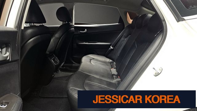 2017 Kia K5 2nd generation - Thumbnail 9