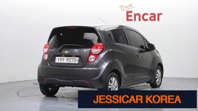 2014 Chevrolet Spark - Thumbnail 2