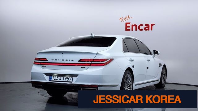 2021 Genesis G90 - Thumbnail 14