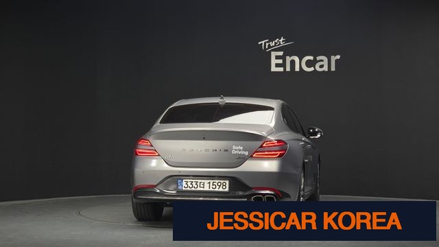 2021 Genesis The New G70 - Thumbnail 2