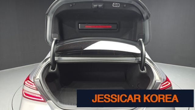 2021 Genesis The New G70 - Thumbnail 3