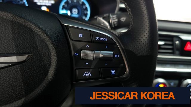 2021 Genesis The New G70 - Thumbnail 6