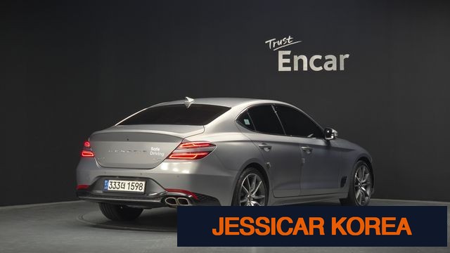 2021 Genesis The New G70 - Thumbnail 9