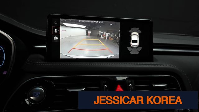 2021 Genesis The New G70 - Thumbnail 12