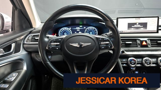 2021 Genesis The New G70 - Thumbnail 13