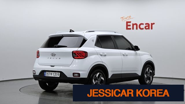 2022 Hyundai Venue - Thumbnail 10